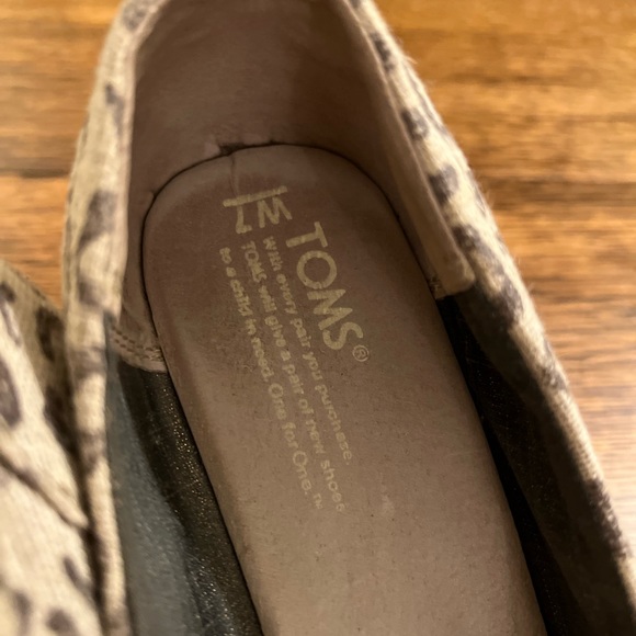 Tom’s leopard print open toe wedges - Picture 5 of 5